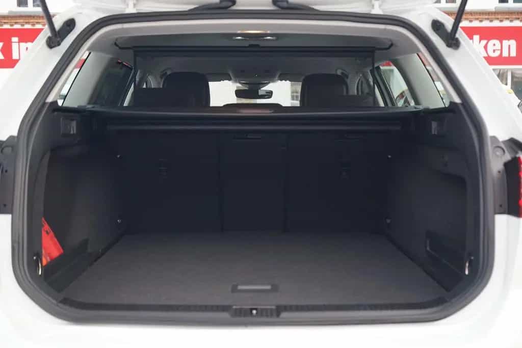 Volkswagen Passat Variant 2.0TSI DSG Business LED Navi ACC 09/2019-photo-29