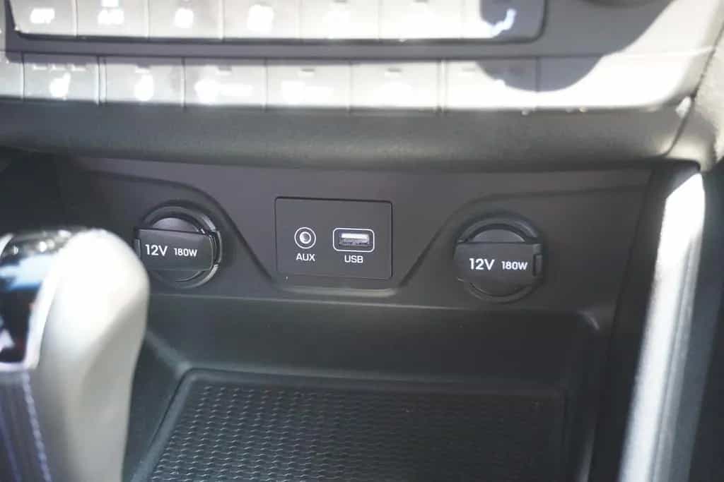 Hyundai TUCSON 1.6 T-GDI Passion + 4WD LED Kamera Navi 09/2018-photo-16