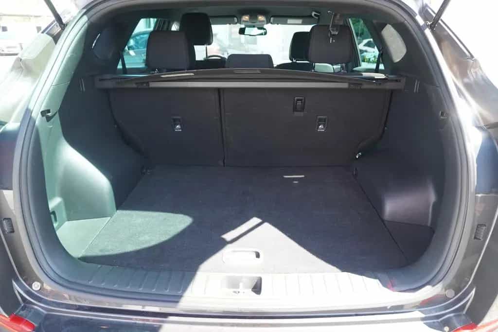 Hyundai TUCSON 1.6 T-GDI Passion + 4WD LED Kamera Navi 09/2018-photo-9
