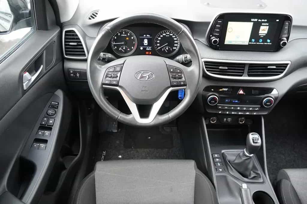 Hyundai TUCSON 1.6 T-GDI Klimaaut. Navi Kamera AHK 02/2020-photo-18