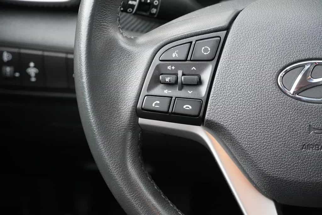 Hyundai TUCSON 1.6 T-GDI Klimaaut. Navi Kamera AHK 02/2020-photo-22