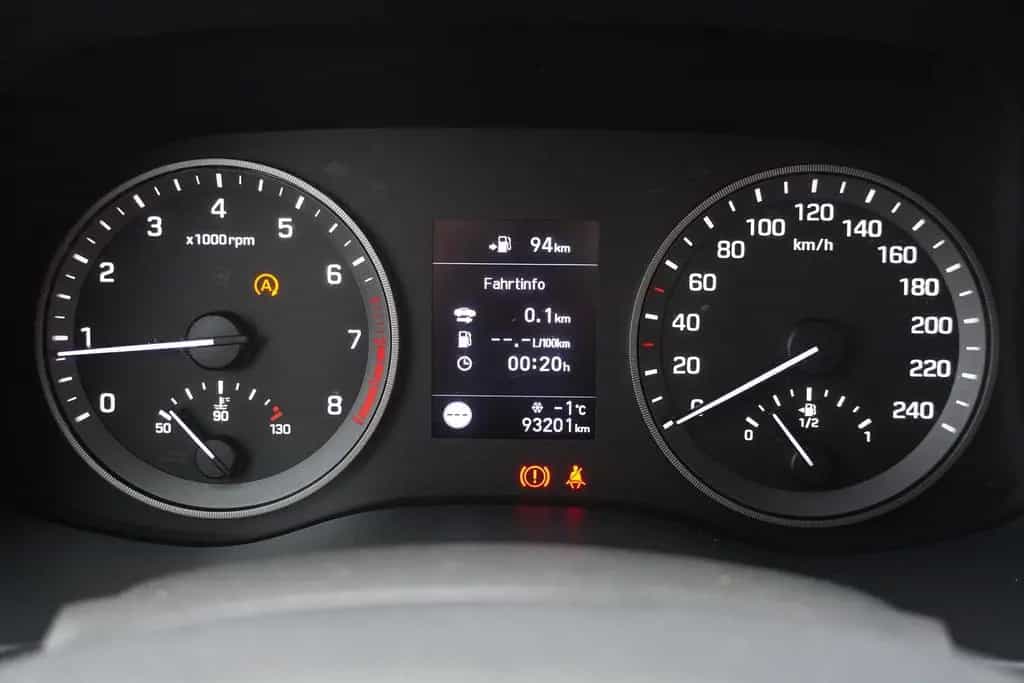 Hyundai TUCSON 1.6 T-GDI Klimaaut. Navi Kamera AHK 02/2020-photo-23