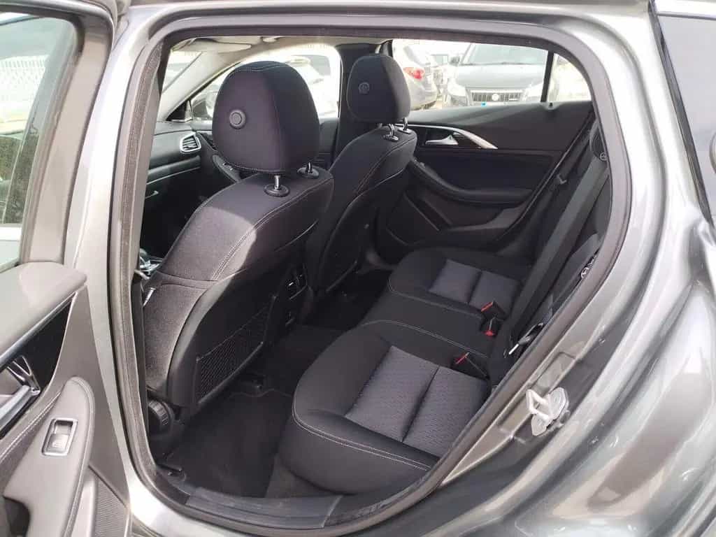 Infiniti Q30 1.5 Dci PREMIUM TETTO NAVI LED 12/2017-photo-9