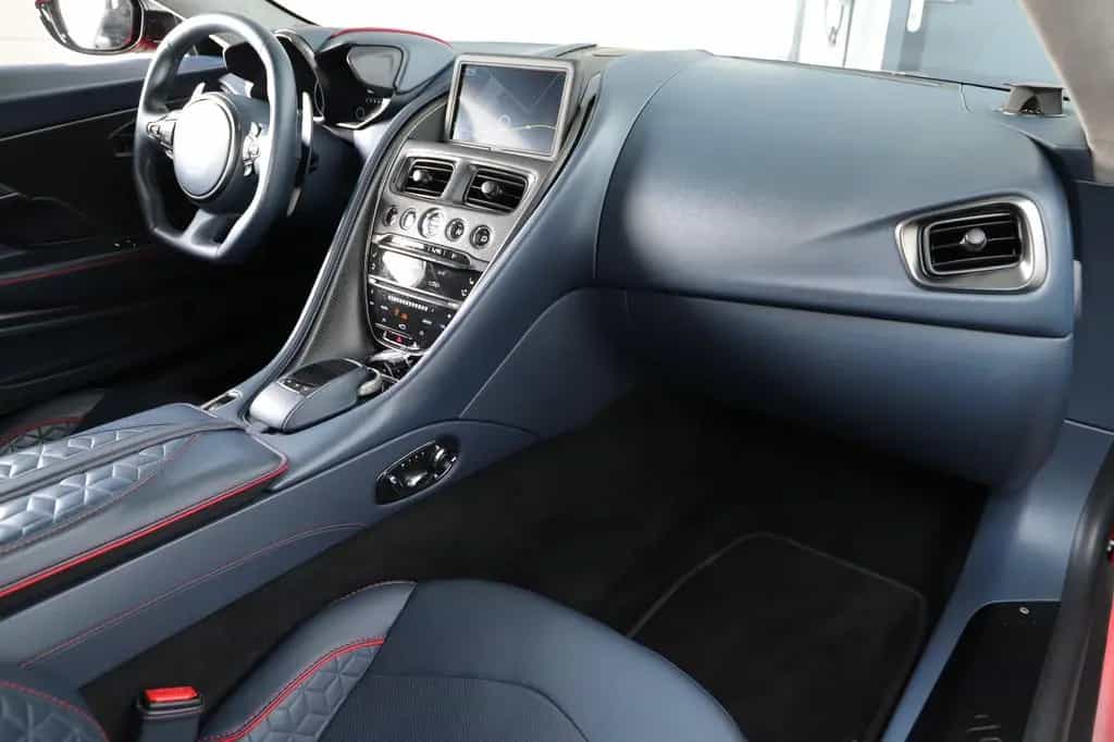 Aston Martin DBS 5.2 V12 Coupé U-Frei S-Heft Topzustand Deuts 06/2018-photo-8