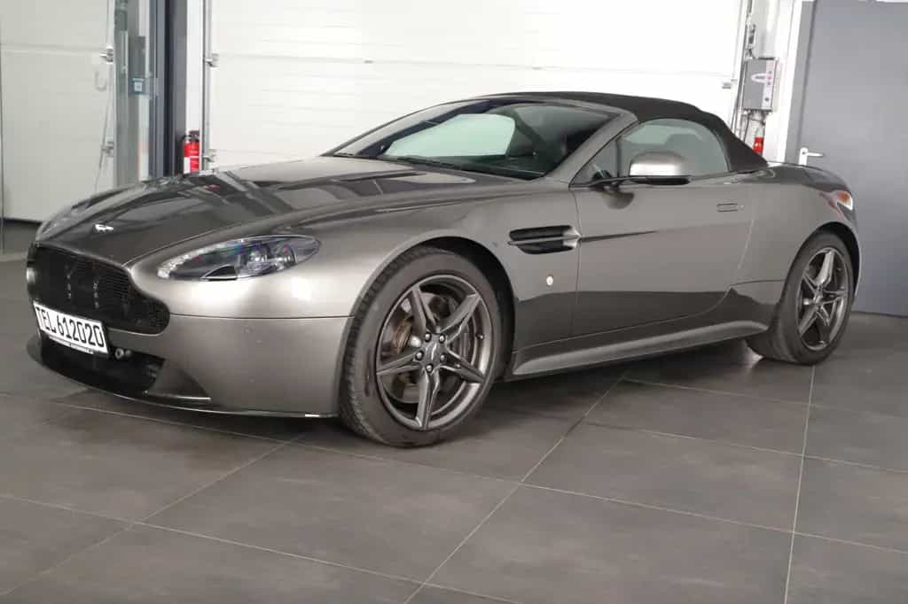 Aston Martin V8 Vantage 4.7 Sondermodell 1 OF 200 Cabrio AMR 04/2019-photo-1