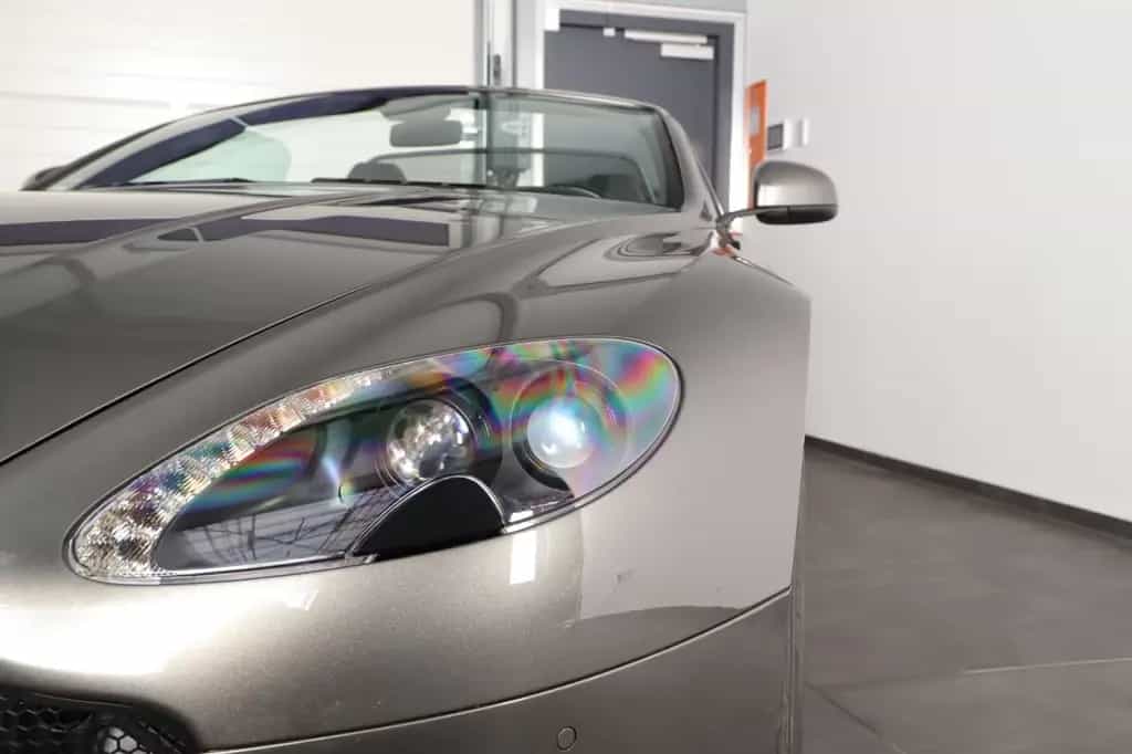 Aston Martin V8 Vantage 4.7 Sondermodell 1 OF 200 Cabrio AMR 04/2019-photo-5