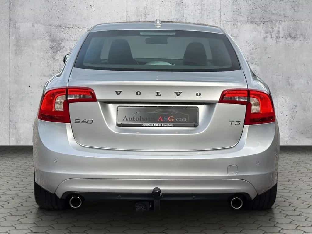 Volvo S60 Lim. Momentum*AHK*Bi-Xenon*Navig.*Tempo.*PDC 10/2014-photo-5
