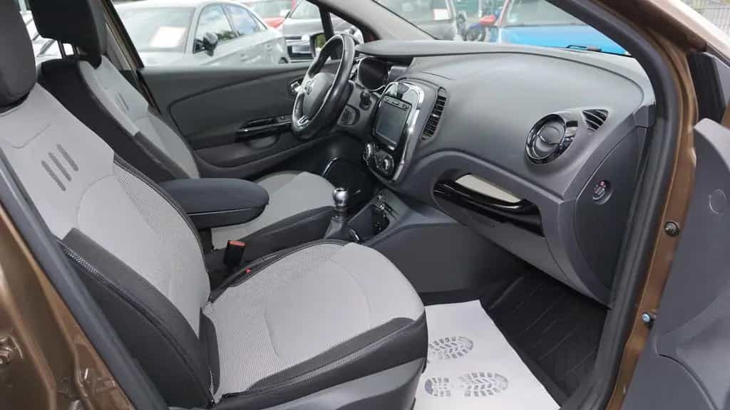 Renault Captur Intens*Navig*PDC*Tempom.*KeylessGO*1.Hand 09/2017-photo-8