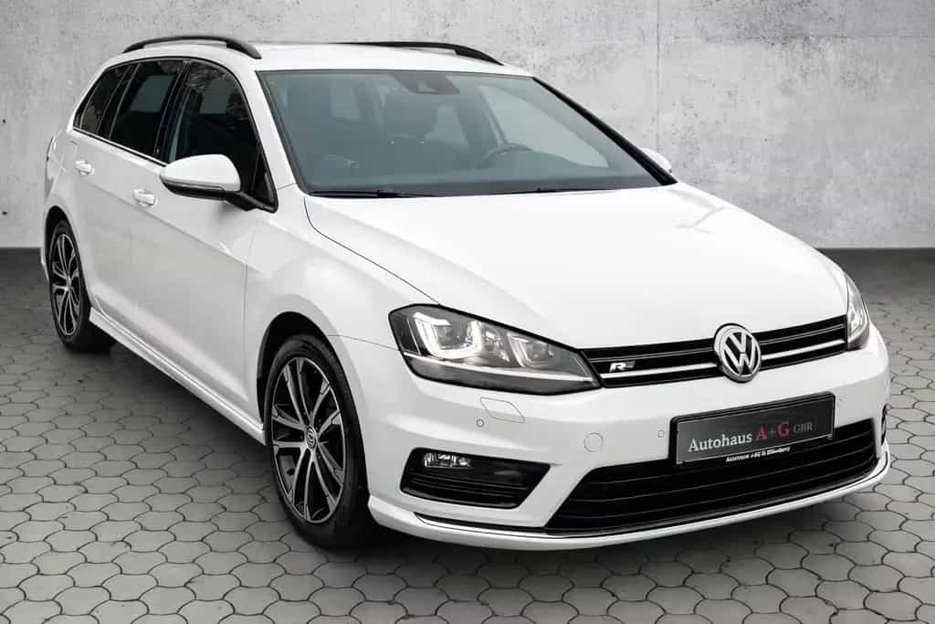 Volkswagen Golf 7 1.4 TSI DSG Variant Highline 3x R-line 10/2015-photo-0