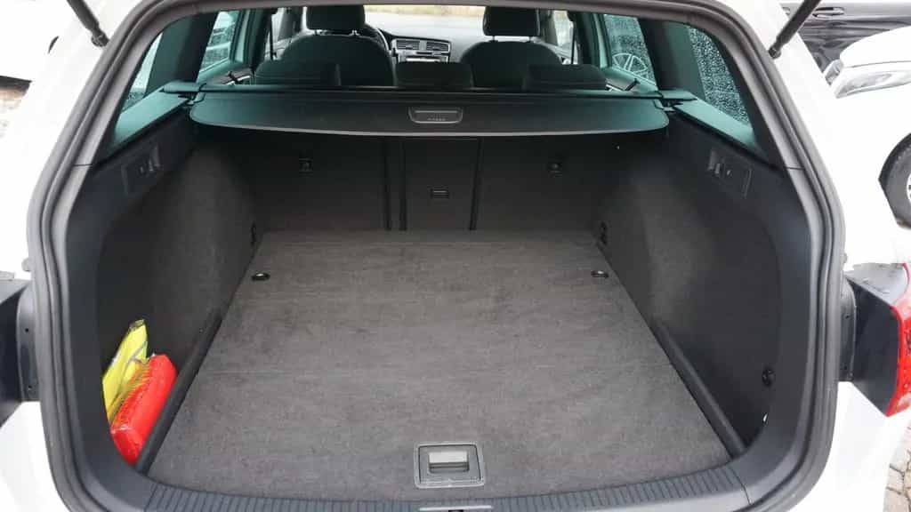 Volkswagen Golf 7 1.4 TSI DSG Variant Highline 3x R-line 10/2015-photo-12