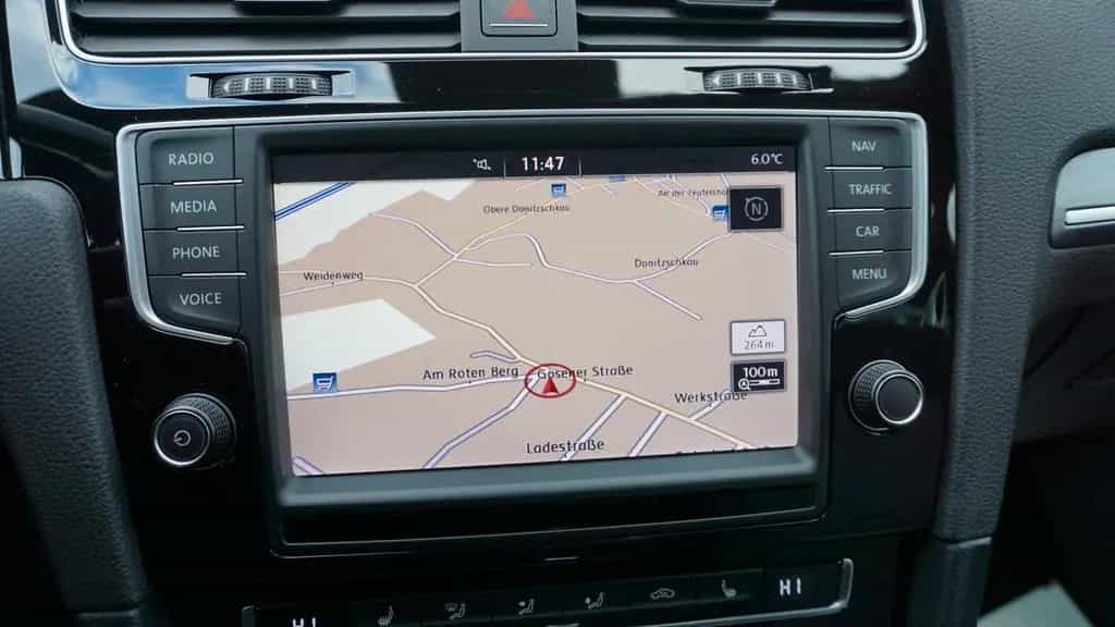 Volkswagen Golf 7 1.4 TSI DSG Variant Highline 3x R-line 10/2015-photo-20