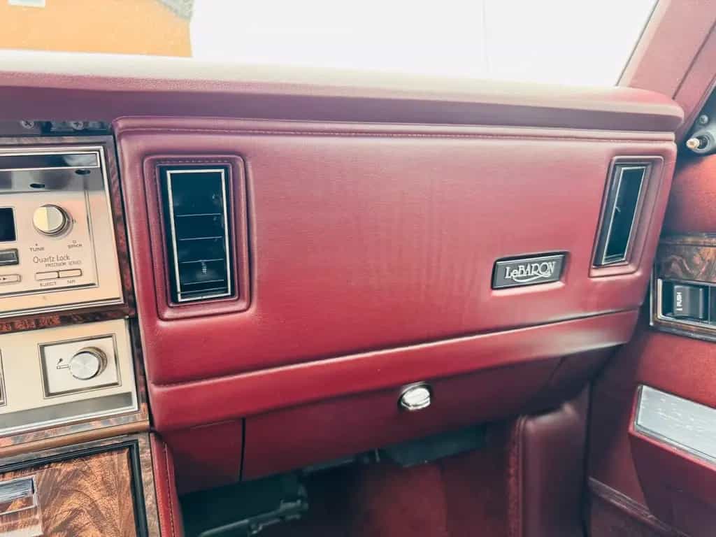 Chrysler Le Baron 2.2i Turbo Coupe Automatik Klimaanlage 09/1986-photo-18