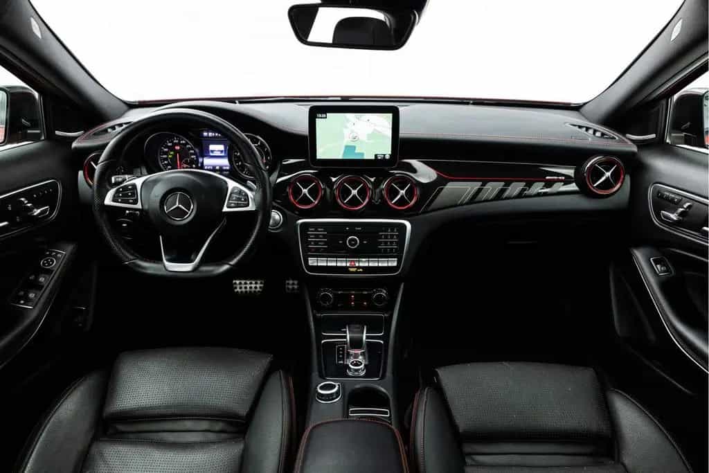 Mercedes-Benz GLA-Class 45 AMG 4MATIC 381 PK Premium+ | Pano | Sport 12/2017-photo-15