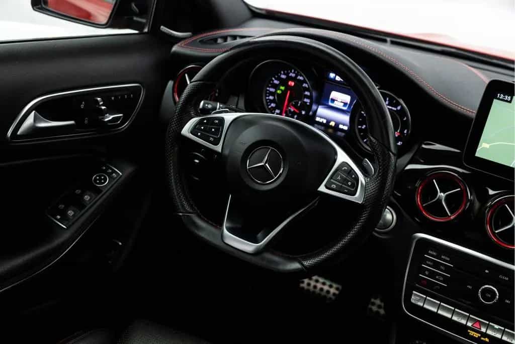 Mercedes-Benz GLA-Class 45 AMG 4MATIC 381 PK Premium+ | Pano | Sport 12/2017-photo-16