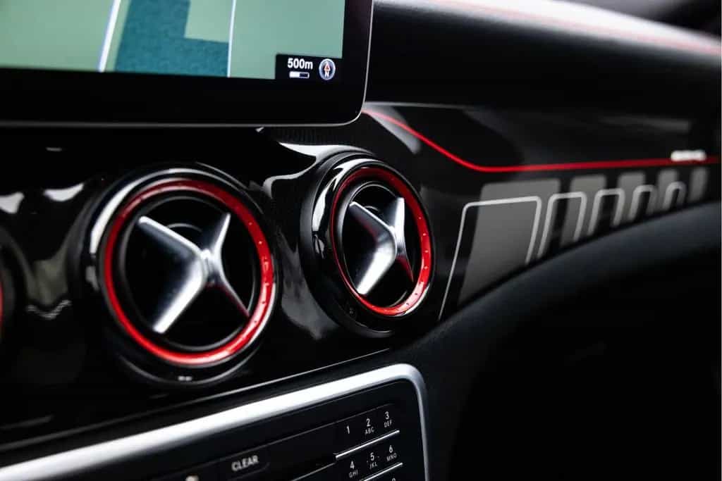 Mercedes-Benz GLA-Class 45 AMG 4MATIC 381 PK Premium+ | Pano | Sport 12/2017-photo-40