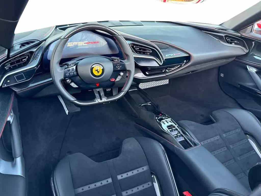 Ferrari SF90 Spider *AFS*Karbon*Embleme*CarPlay* 07/2024-photo-12