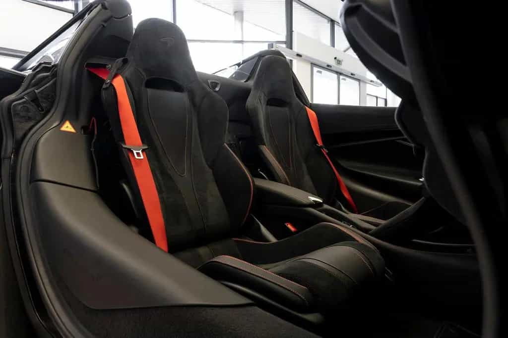 McLaren 720S Spider 07/2025-photo-2