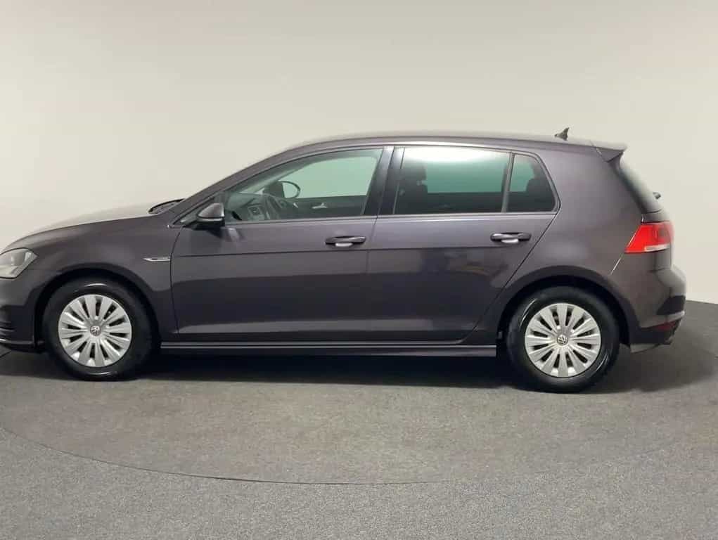 Volkswagen Golf VII 1.2 TSI DSG Lounge 02/2015-photo-4