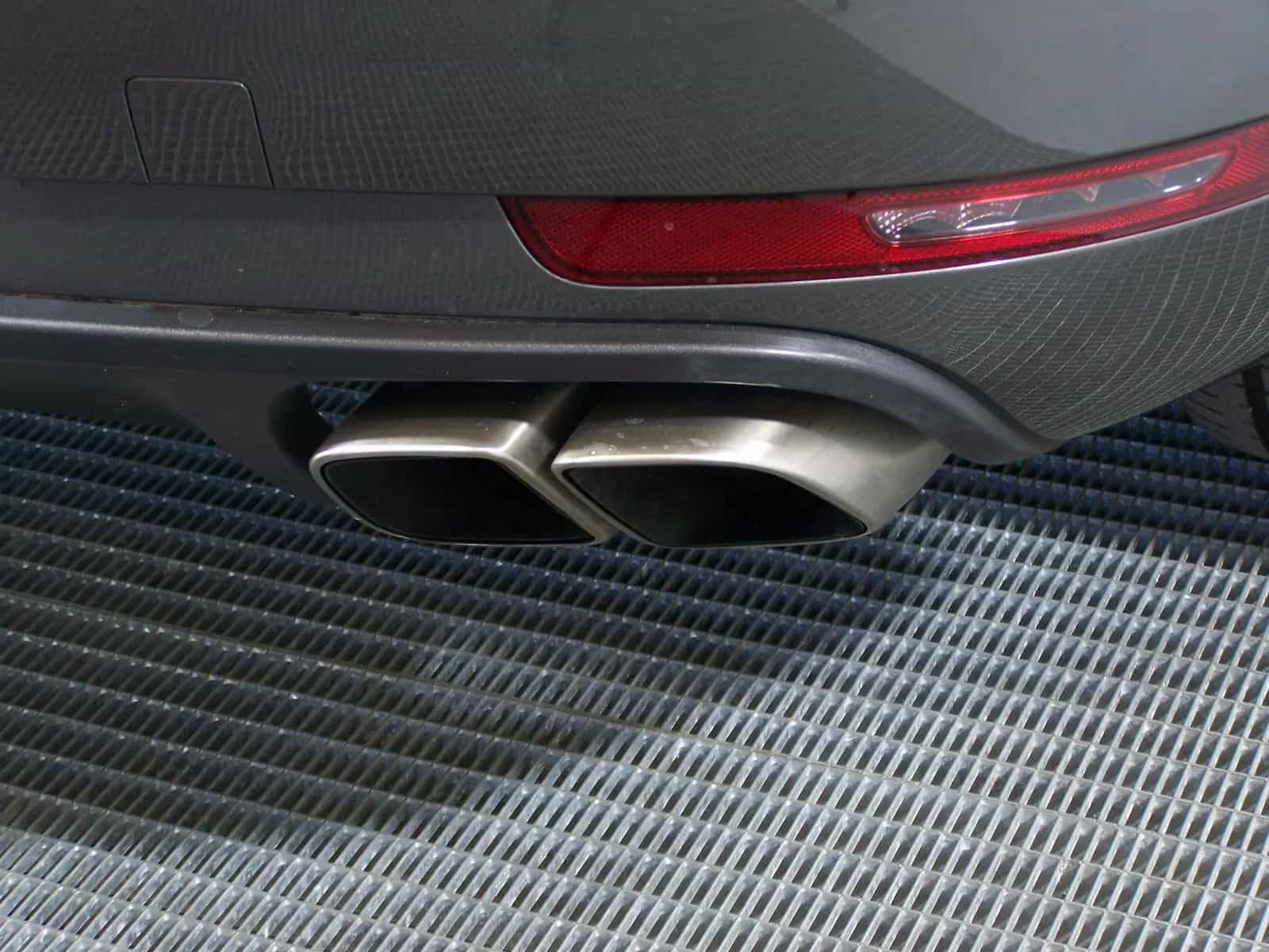 Porsche Macan 08/2016-photo-22