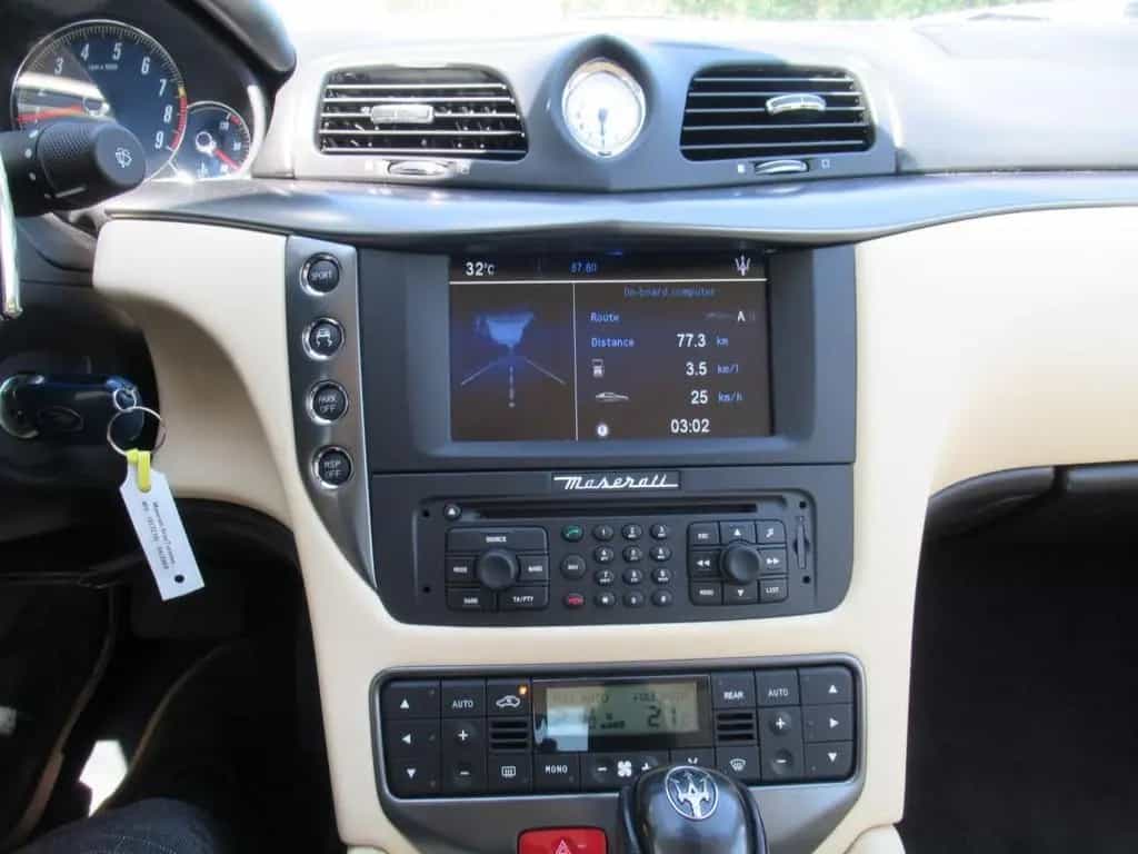 Maserati Granturismo SERVICE HISTORY / Deutsche Zulassung 04/2008-photo-15