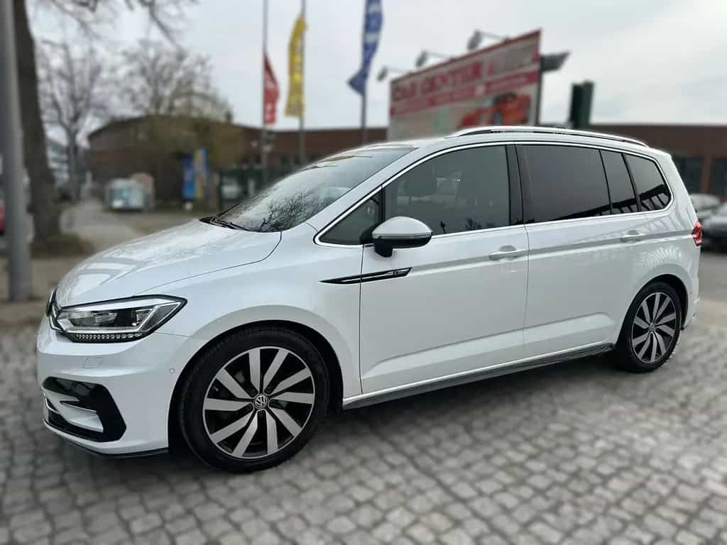 Volkswagen Touran DSG R-Line Highline BMT/Start-Stopp 10/2017-photo-0