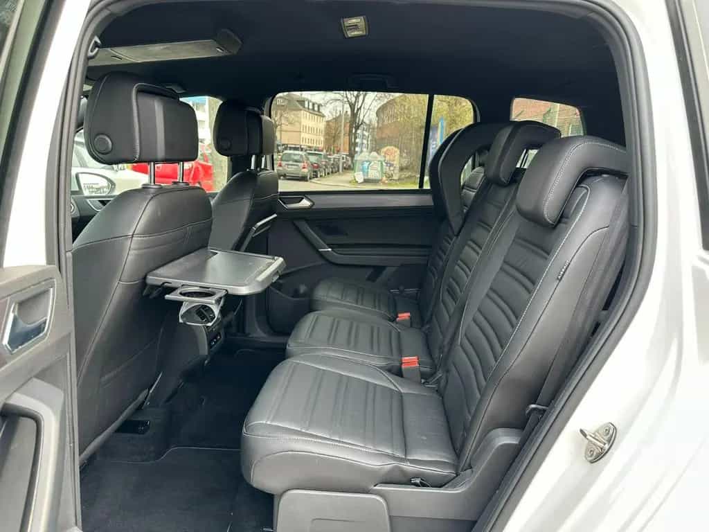 Volkswagen Touran DSG R-Line Highline BMT/Start-Stopp 10/2017-photo-11