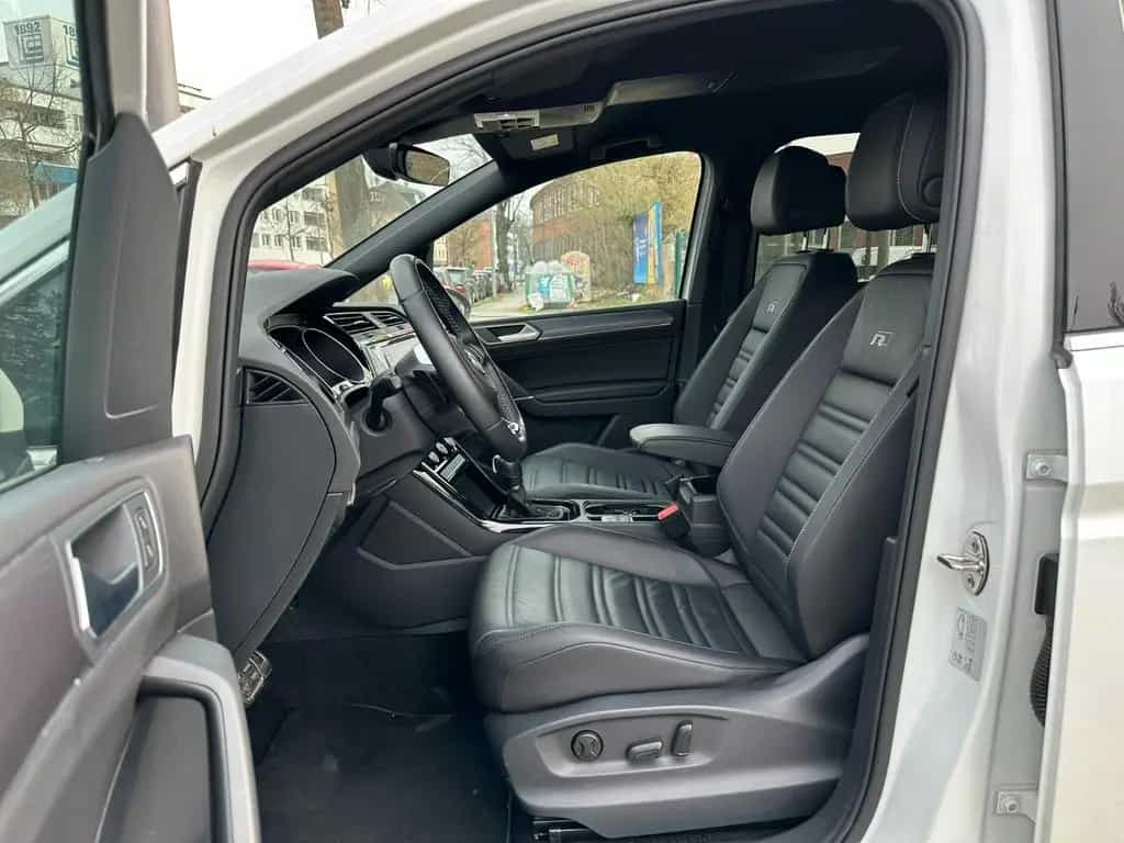 Volkswagen Touran DSG R-Line Highline BMT/Start-Stopp 10/2017-photo-6