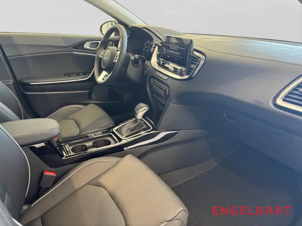 Kia XCeed Platinum Edition 1.5T Glasdach 01/2026-photo-9