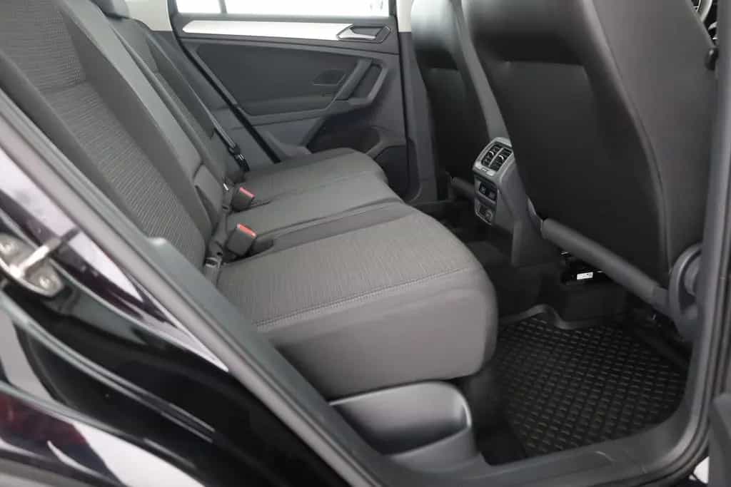 Volkswagen Tiguan 1.4 TSI LED Sitzheizung Tempomat PDC USB 05/2018-photo-24