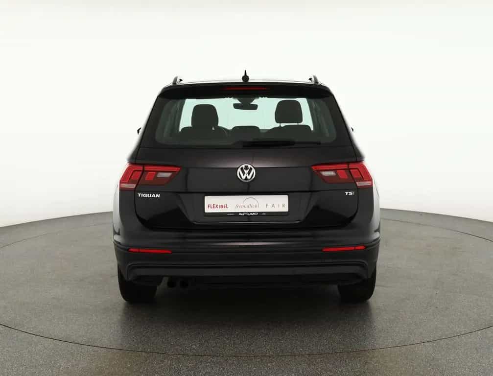 Volkswagen Tiguan 1.4 TSI LED Sitzheizung Tempomat PDC USB 05/2018-photo-3