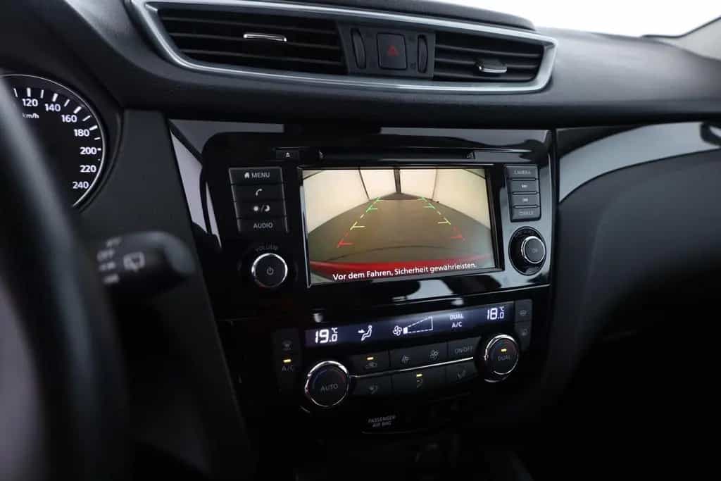 Nissan Qashqai 1.3 DIG-T DCT Acenta Navi Kamera PDC DAB 02/2020-photo-27