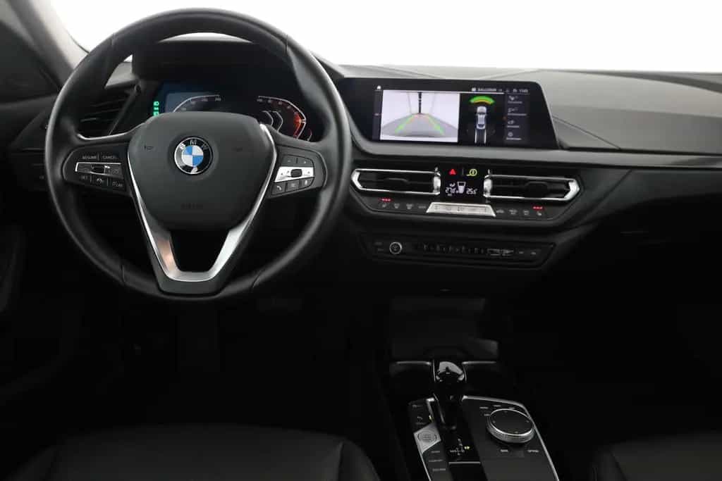 BMW 2 Series 218i Gran Coupe LED Navi Leder Kamera ACC 01/2024-photo-9