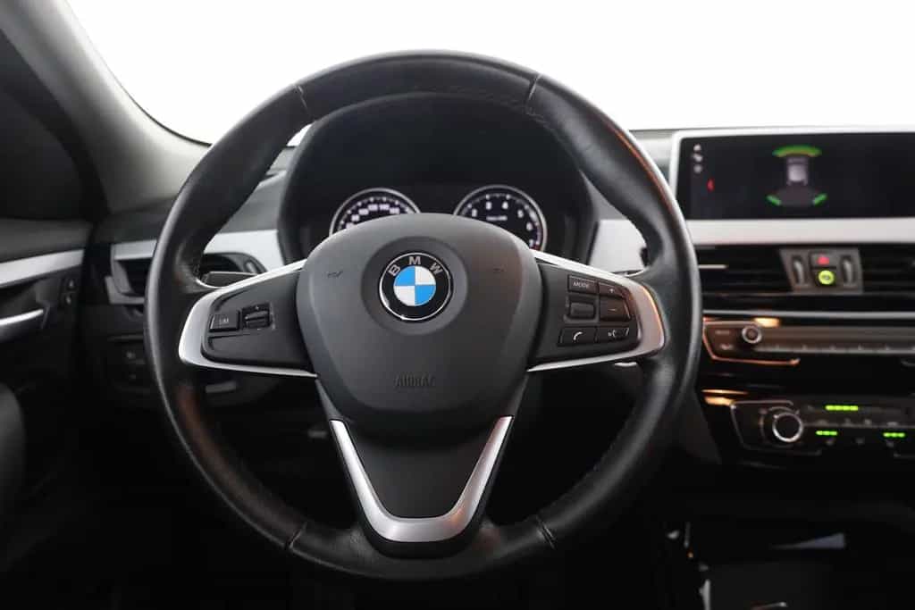 BMW X2 sDrive 18 i LED Navi Sitzheizung DAB 01/2021-photo-13
