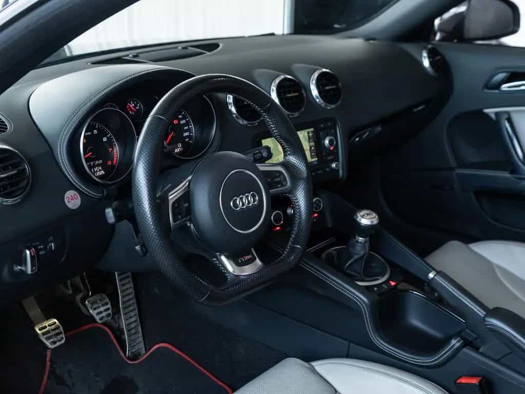 Audi 2.5 TFSI TT RS*QUATTRO*XENON*BOSE*SHZ* 10/2010-photo-11