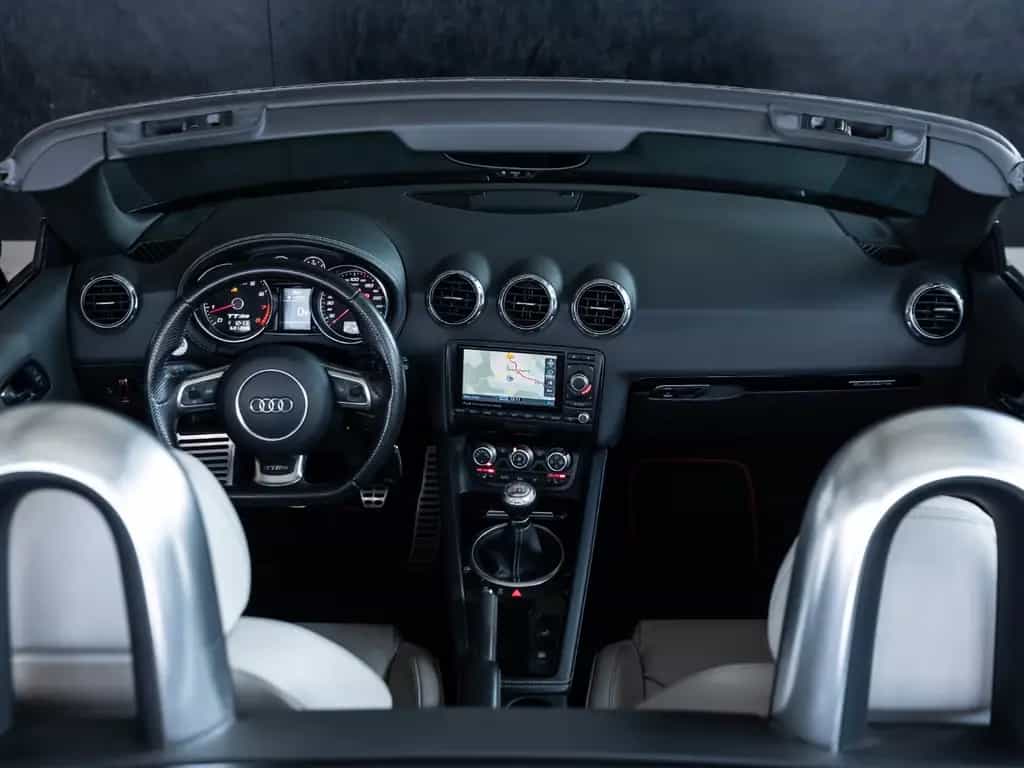 Audi 2.5 TFSI TT RS*QUATTRO*XENON*BOSE*SHZ* 10/2010-photo-12