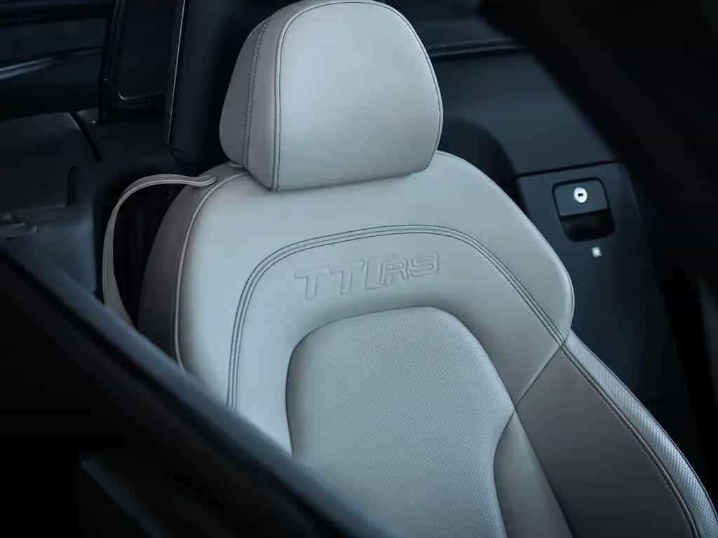 Audi 2.5 TFSI TT RS*QUATTRO*XENON*BOSE*SHZ* 10/2010-photo-19