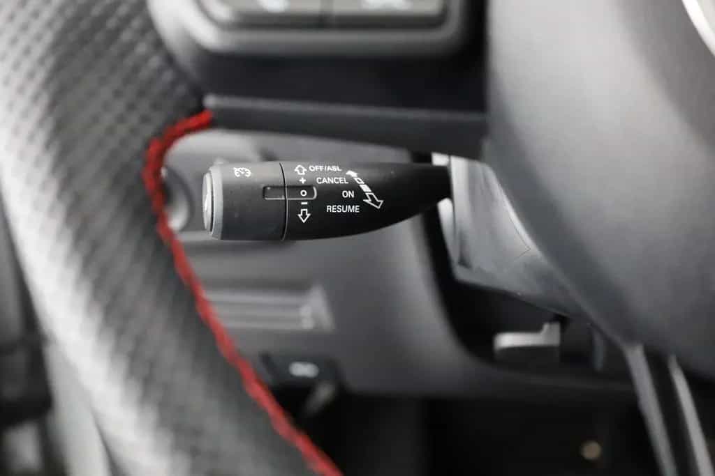MG ZS 1.0 T-GDI Luxury Aut. LED Navi 360° 03/2024-photo-18