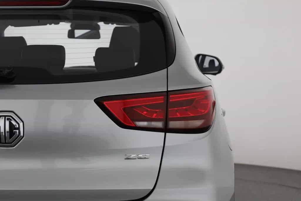 MG ZS 1.0 T-GDI Luxury Aut. LED Navi 360° 03/2024-photo-30