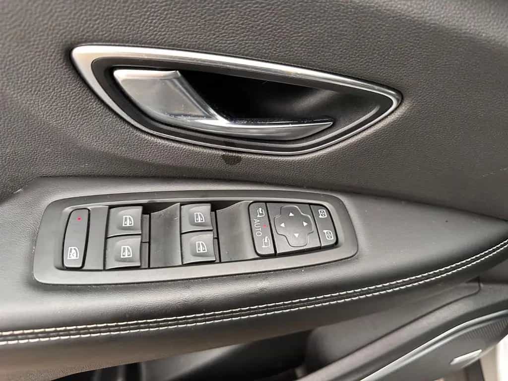 Renault Scenic IV Grand Initiale Paris,Vollausstattung 06/2018-photo-23