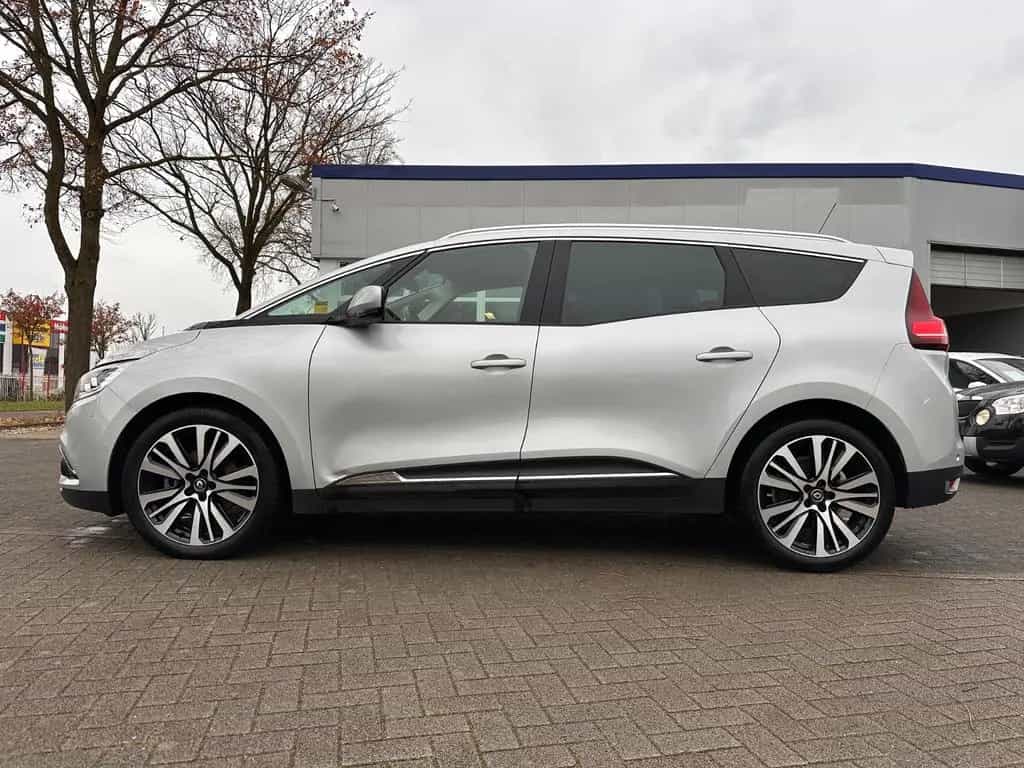 Renault Scenic IV Grand Initiale Paris,Vollausstattung 06/2018-photo-6