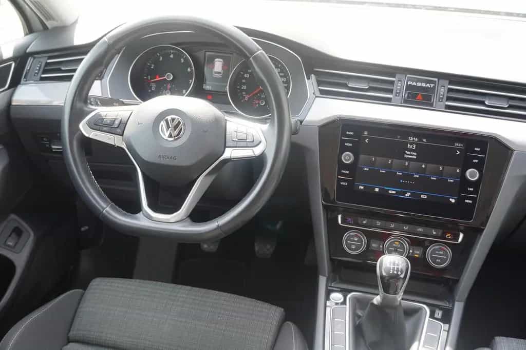 Volkswagen Passat Variant 1.5 16V TSI Business LED Navi ACC 01/2020-photo-17