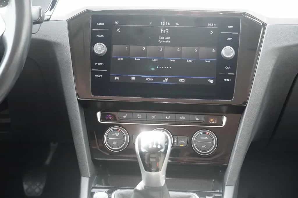 Volkswagen Passat Variant 1.5 16V TSI Business LED Navi ACC 01/2020-photo-26