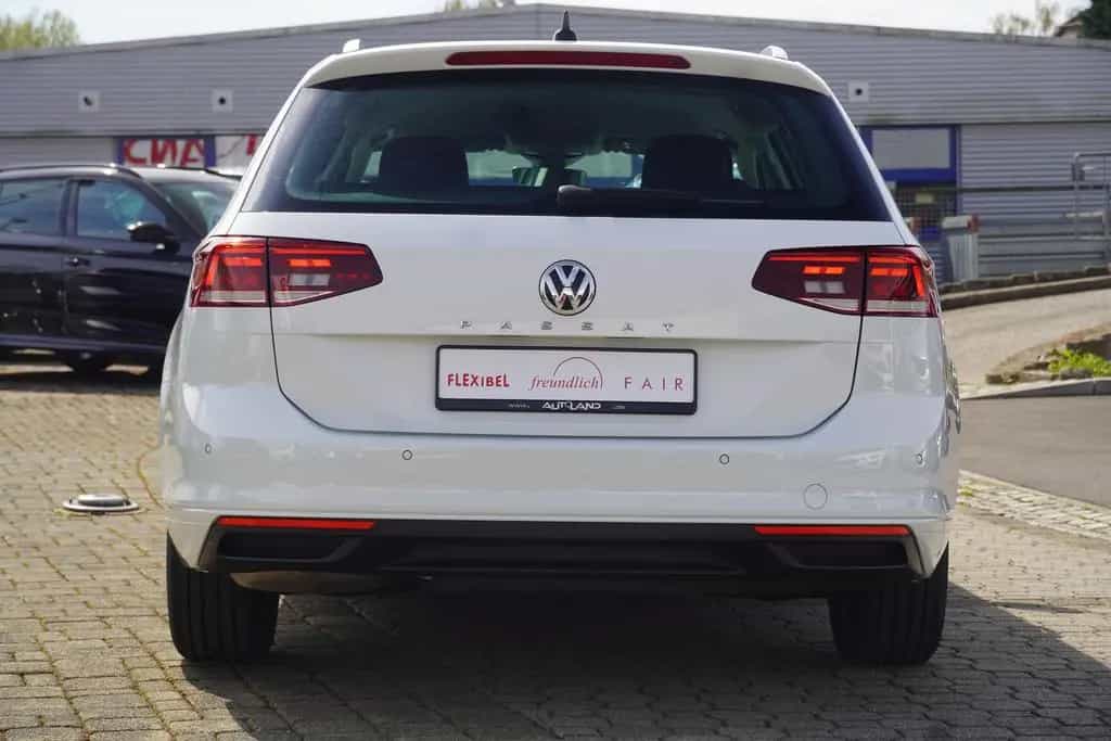 Volkswagen Passat Variant 1.5 16V TSI Business LED Navi ACC 01/2020-photo-4