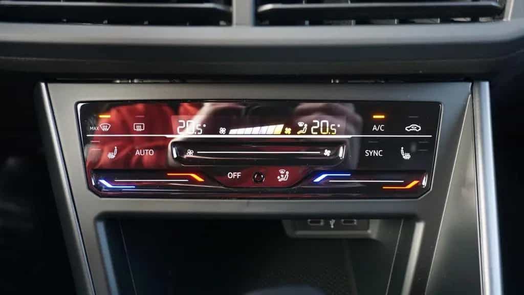 Volkswagen Taigo 1.0 R-Line LED Navi ACC App-Connect PDC 05/2022-photo-22