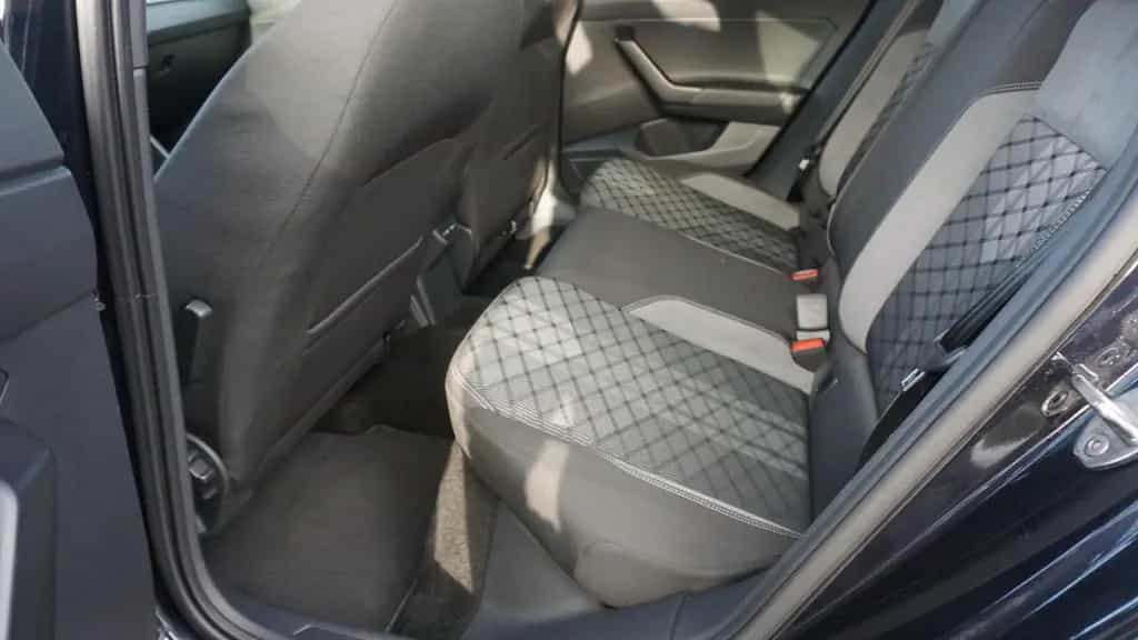 Volkswagen Taigo 1.0 R-Line LED Navi ACC App-Connect PDC 05/2022-photo-27