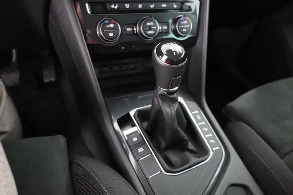 Volkswagen Tiguan 1.5 TSI Comfortline LED Head-Up Kamera 02/2020-photo-14
