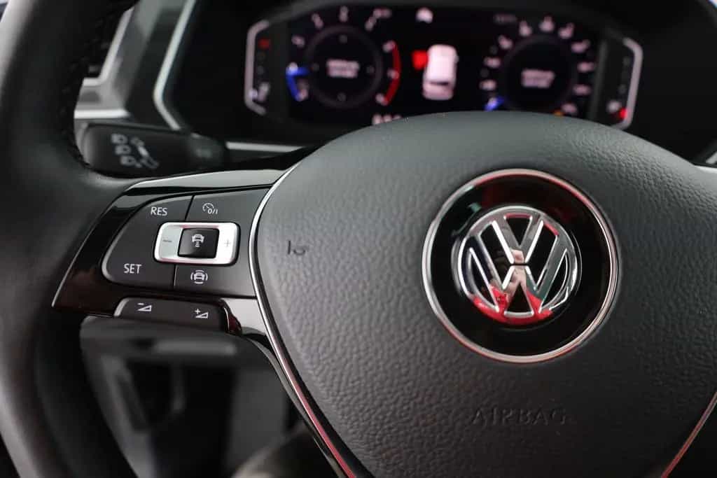 Volkswagen Tiguan 1.5 TSI Comfortline LED Head-Up Kamera 02/2020-photo-16