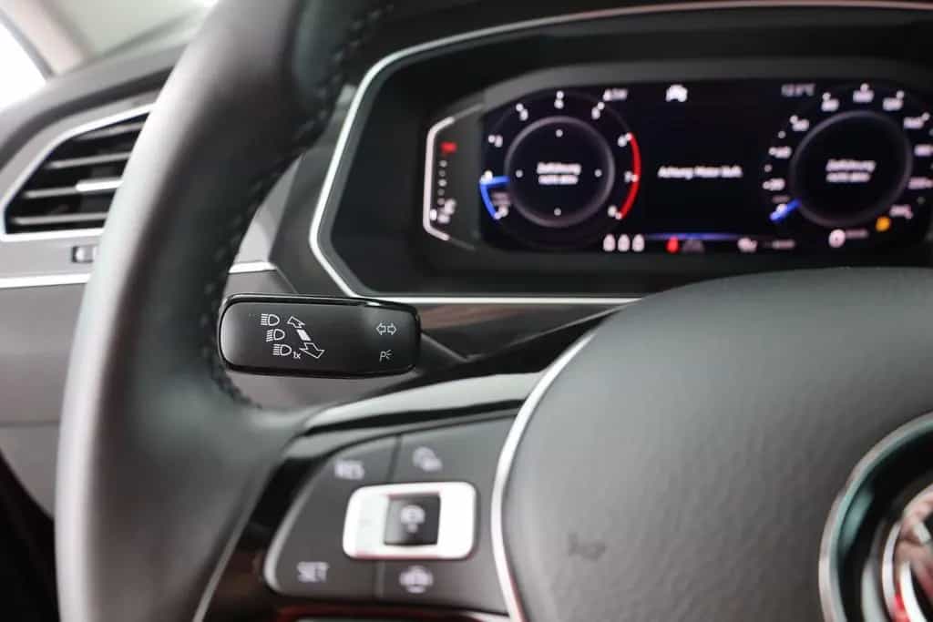 Volkswagen Tiguan 1.5 TSI Comfortline LED Head-Up Kamera 02/2020-photo-19
