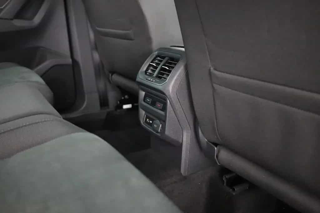 Volkswagen Tiguan 1.5 TSI Comfortline LED Head-Up Kamera 02/2020-photo-29