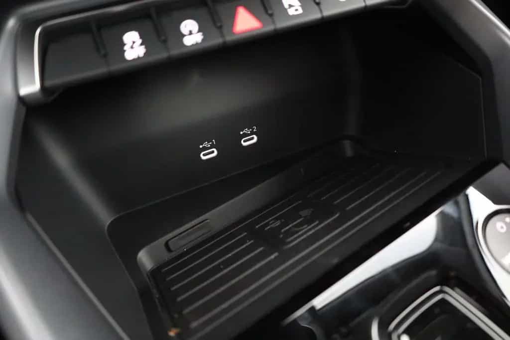 Audi A3 Sportback 35 TFSI s-tronic S-Line LED ACC Nav 09/2025-photo-11